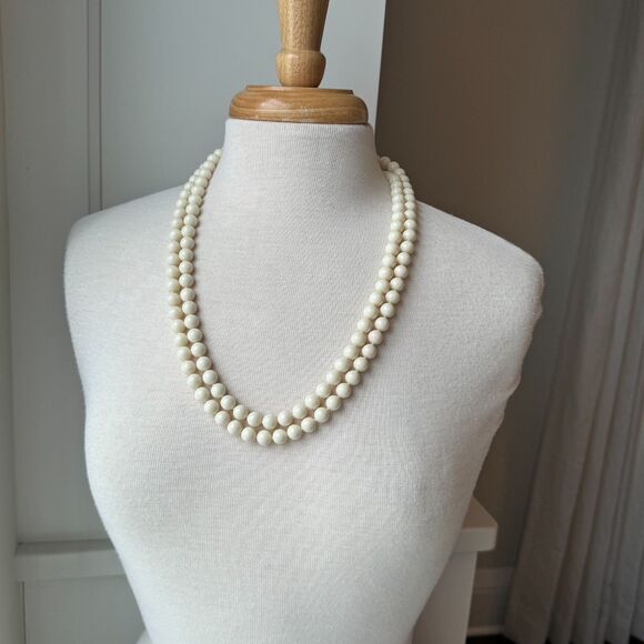 Extra Long Vintage Faux Pearl Necklace - Picture 2 of 11
